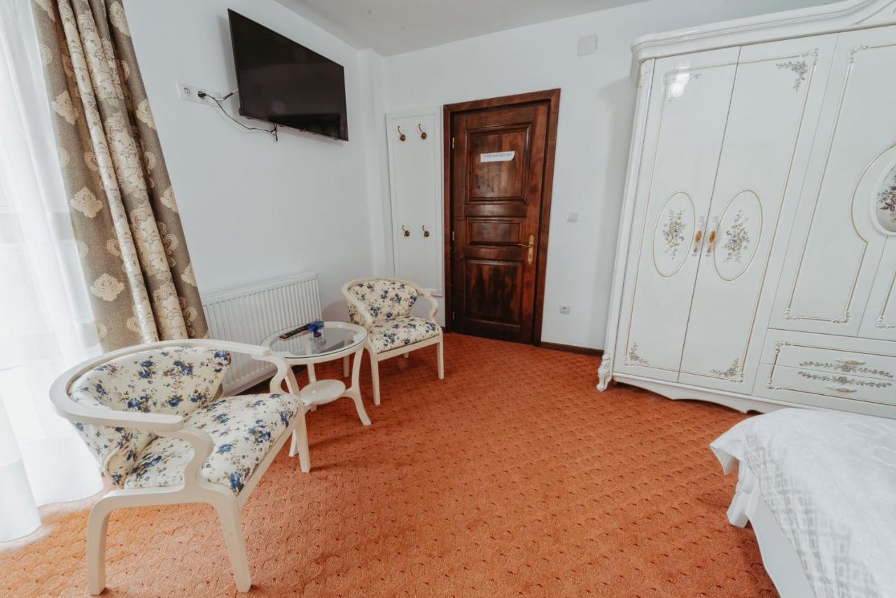 Hotel Complex Turistic Constantin Bucovina Câmpulung Moldovenesc Esterno foto
