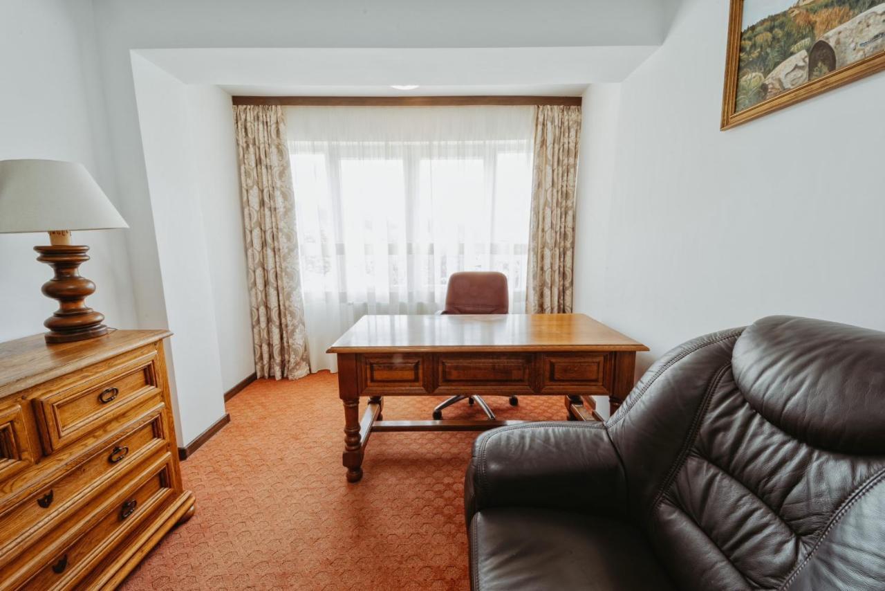 Hotel Complex Turistic Constantin Bucovina Câmpulung Moldovenesc Esterno foto